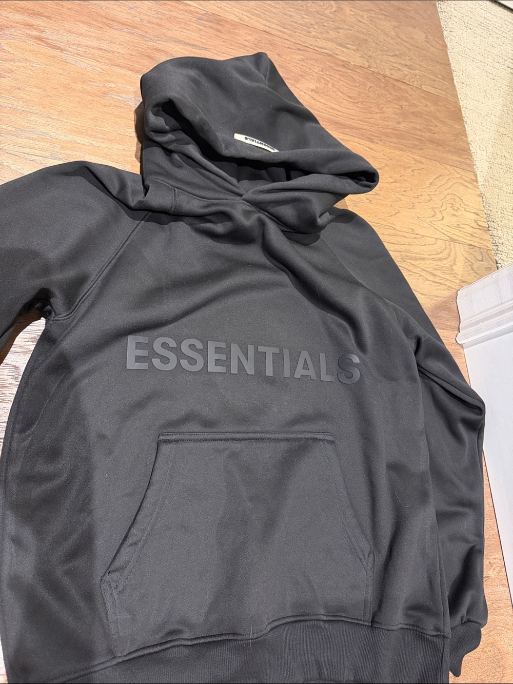 Fear of God ESSENTIALS women’s Black Pullover Hoodie